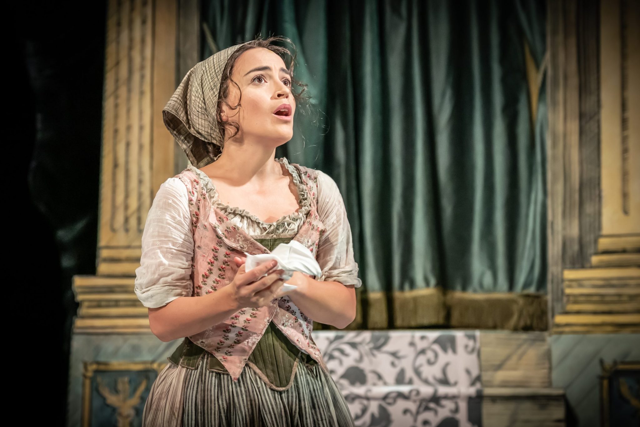 Into the Woods - Audrey Brisson (Cinderella) - Photo Marc Brenner copy